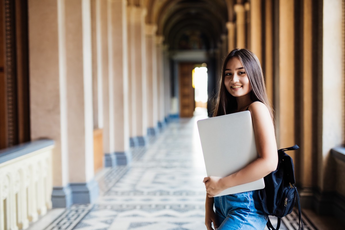 Why Arya Gurukul is Considered the Best Junior College in Airoli